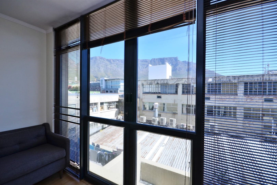 1 Bedroom Property for Sale in Cape Town City Centre Western Cape